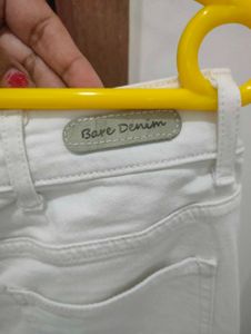 White Cropped Jeans