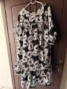 Black &amp; White Floral Midi Dress