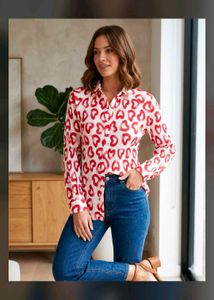 Women's White & Red Heart Print Shirt