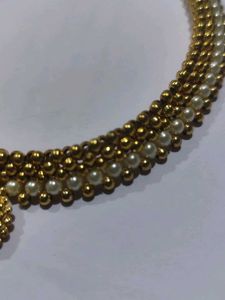 Elegant Gold tushi Necklace with Pearls