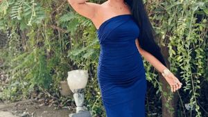 Elegant Royal Blue One-Shoulder Gown