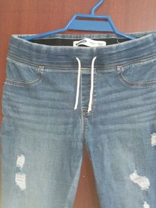 Distressed Denim Jeggings