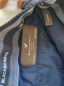Stylish Checked Trousers-check descripti