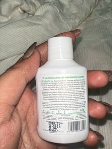 The Love Co. Clarifying Body Cleanser