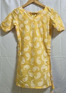 Yellow Paisley Print Kurta