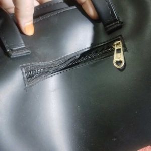 Stylish Black Handbag