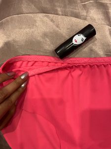 Seamless Panty And Elle 18 Lipstick