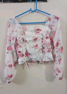 Floral rose 🌹  crop top