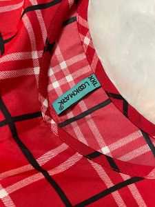 Beautiful Checkered Red Simple Kurti