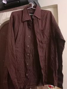 Men's Classic Fit Brown Shirt