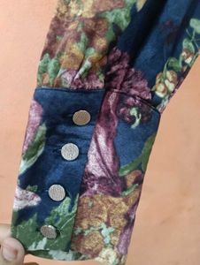 Chic Floral Blouse &amp; Skirt Set