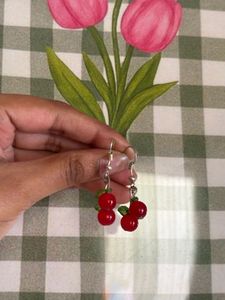 Cool pinteresty Cherry 🍒earrings