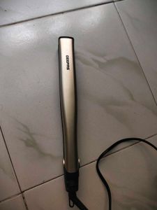 Geepas Ceramic Hair Straightener