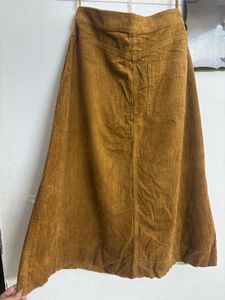 Uniqlo  Midi Skirt