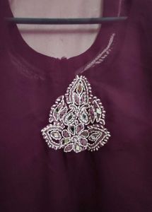 Elegant Embroidered chickenkari Kurta with lining