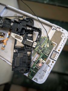 Redmi 6A Smartphone Internal Components