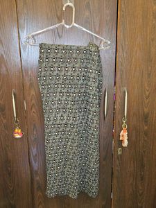 Vintage fish cut lehenga Heart Print Mock Neck Top