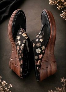 Stylish Black Floral Wedge Sandals