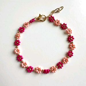 Beaded Bracelet🌷🍷