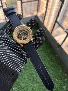 Tommy Hilfiger automatic