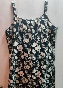 Floral Print Sleeveless Kurta