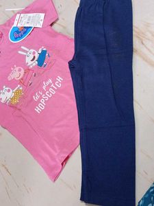 5-6 year Peppa Pig Girls Pink T-Shirt and Blue Pan