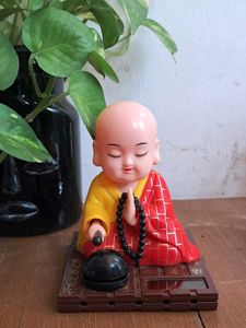Solar Powered Buddha Moving Head And Hand