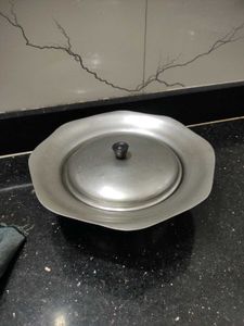 Stainless Steel Serving Bowl with Lid