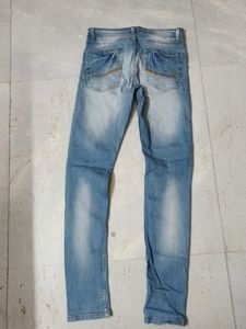 skinny fit jeans 28 waist