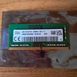 SK hynix 4GB DDR4 RAM Module