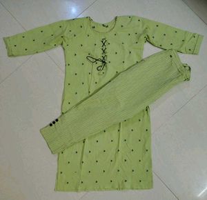 green kurta set