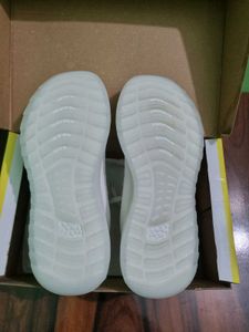 AIR Men's White Sports Shoes / Running Shoe