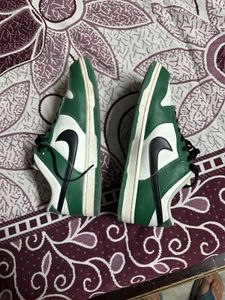 Nike Dunk Low Team Green