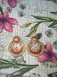 Exquisite Pink Stone Gold Tone Earrings
