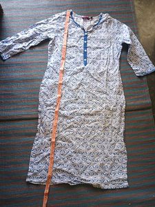 Stylish Blue Geometric Print Kurta with one side p