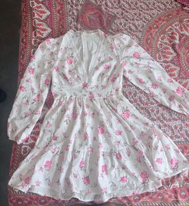Charming Floral Print Mini Dress