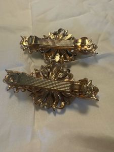 Set of 2 Embellished Hair Clips