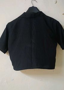 black crop shirt