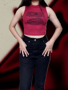 Maroon Graphic Print Cropped Tank Top