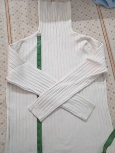Elegant Cream Turtleneck Sweater