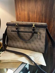 Guess brand, logo printed structured handheld bag