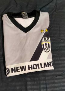 Juventus "New Holland" Soccer Jersey