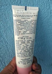 Oriflame Glow Essentials Face Cream SPF 10