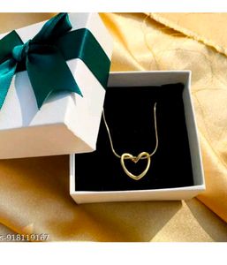 viral Heart Pendant Necklace