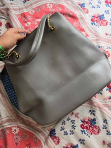 Stylish Grey Tote Bag with Chain Detail