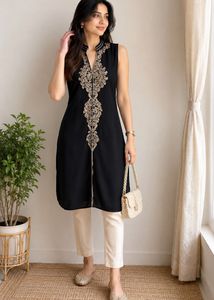 Black Embroidered Kurta