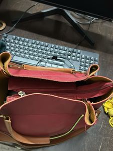 Hand bag