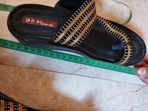 Black Wedges