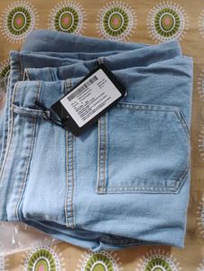 Light Wash Wide Leg Jeans