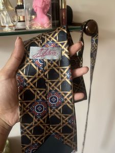 Stylish Geometric Pattern Necktie